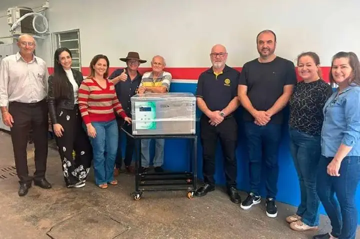 Associação de Amigos do Hospital realiza repasse de lavadora ultrassônica adquirida com recursos da Expo Palotina