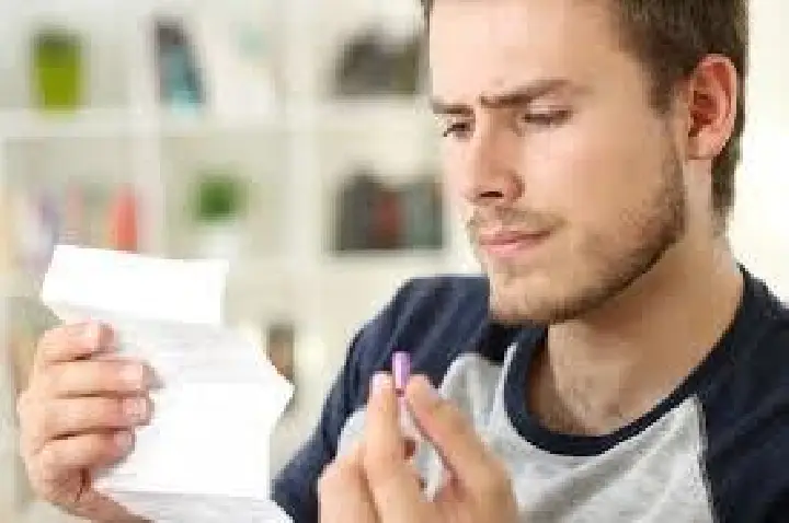 Buscas por remédios para dormir sem receita crescem 1.450% e acendem alerta sobre automedicação