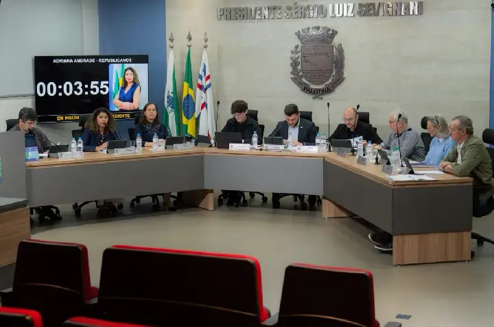 Câmara de Palotina aprova projetos nas áreas da saúde, infraestrutura e desenvolvimento urbano durante a 24ª Sessão Ordinária