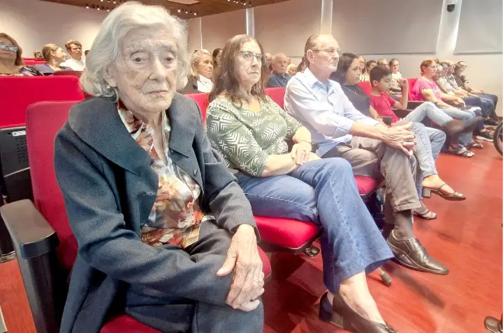 Câmara de Vereadores de Palotina homenageia mulheres centenárias