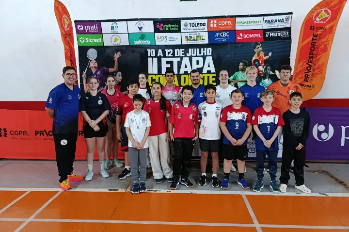 Equipe palotinense de Badminton conquista 10 medalhas na Copa Oeste