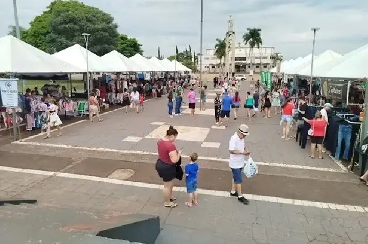 Feira Ponta de Estoque movimenta milhares de pessoas em Palotina