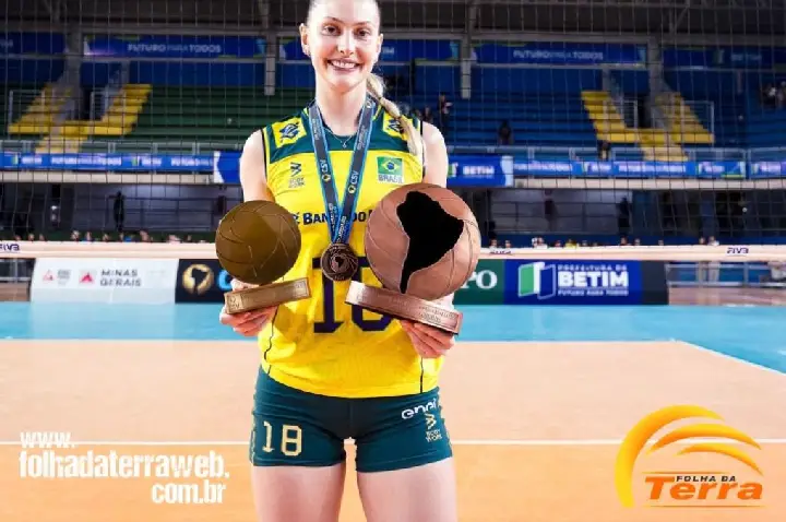 Maripaense defende a Seleção Brasileira de Vôlei na Copa América