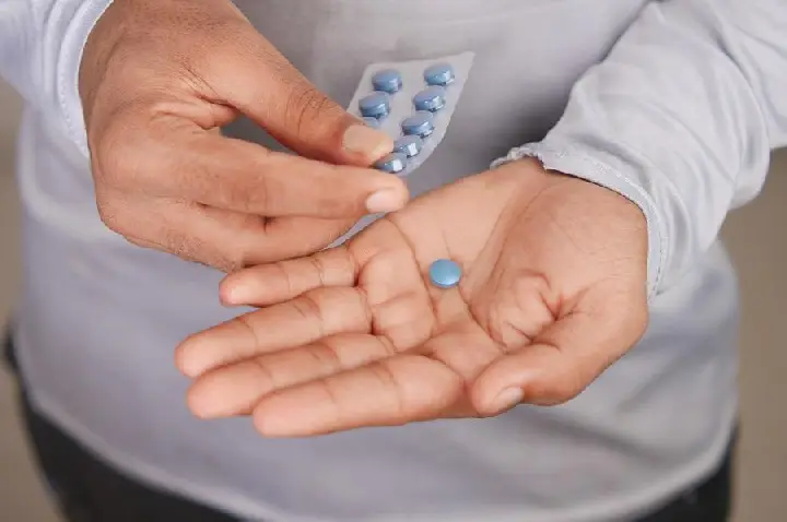 Novembro Azul: uso indiscriminado de Viagra e tadalafila pode causar danos irreversíveis à saúde