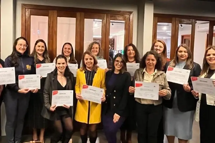 Programa Mulher Empreendedora do Sicredi forma primeira turma em Campo Mourão (PR)