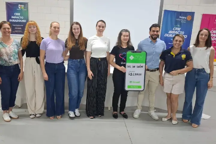 Rotary Club Palotina Pioneiro promove palestra e doa recursos para 500 kits de exame Papanicolau