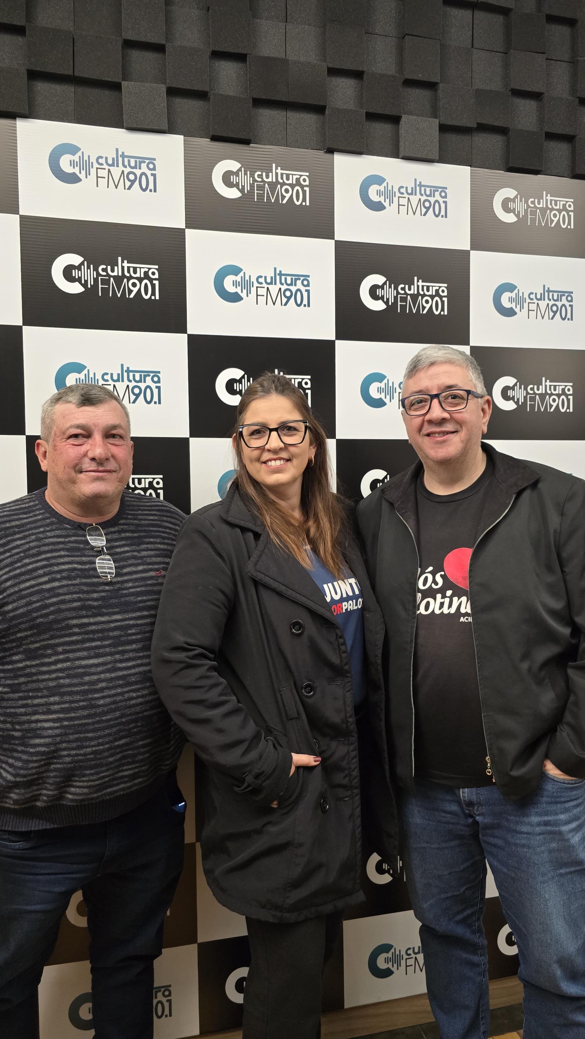 Entrevista com a Claúdia Satto, secretária de obras e o chefe da garagem Sandro Guerini de Palotina