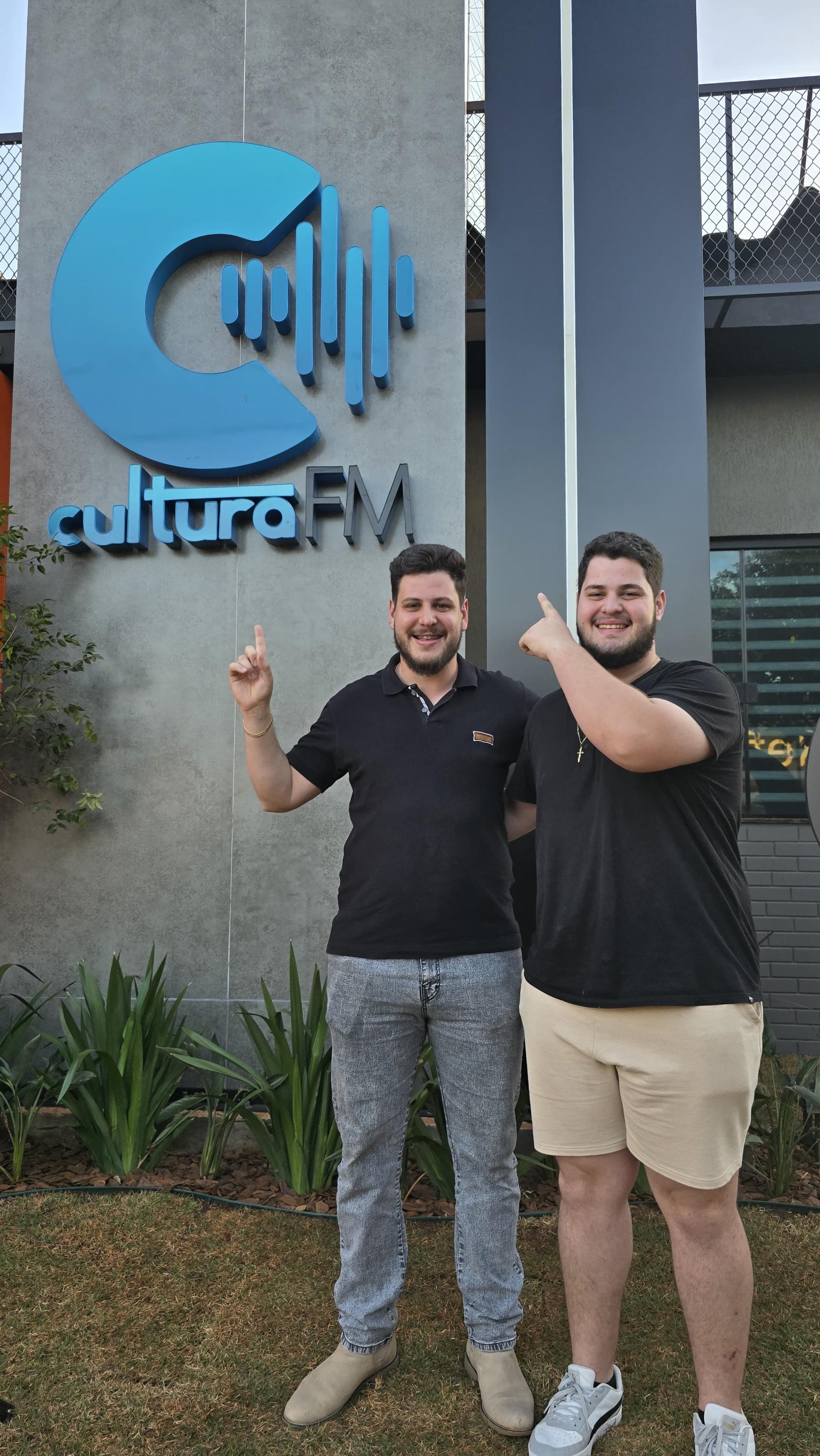 Visita da dupla Gustavo e Eduardo
