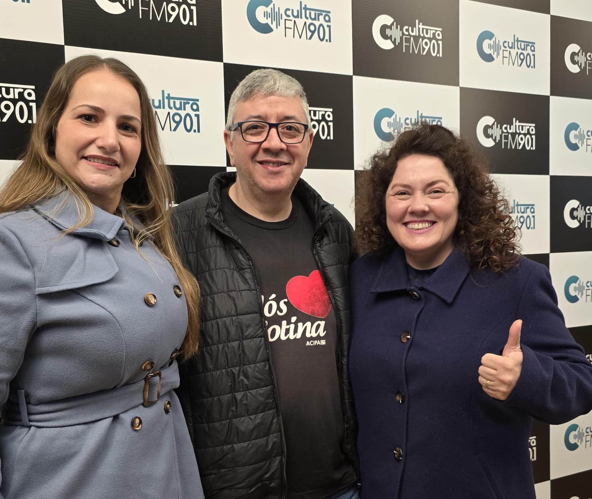 Entrevista com a Regina Stefanello e Dariane Benetti