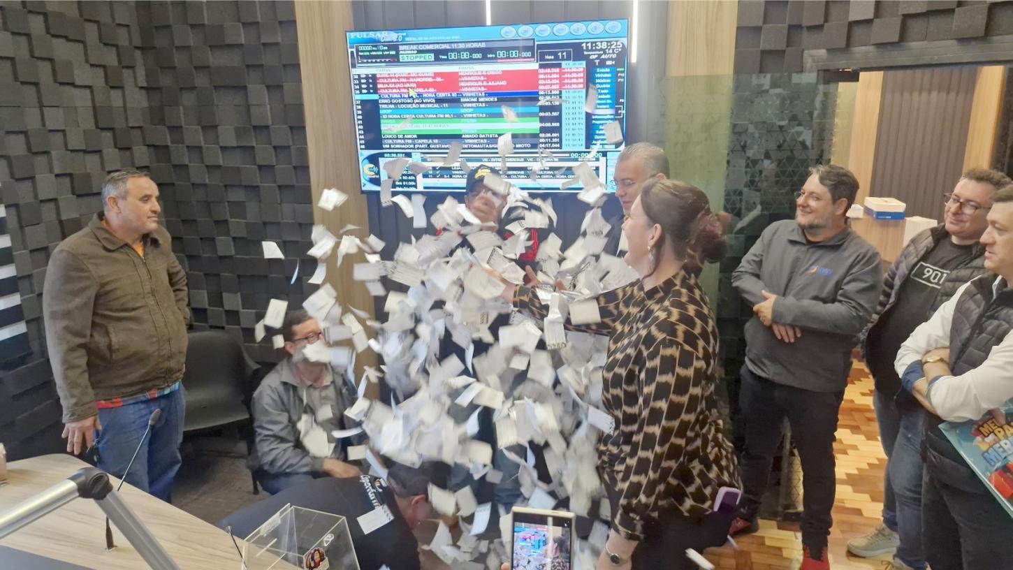 Rádio Cultura FM celebra o Dia dos Pais com promoção ‘Meu Pai Merece’