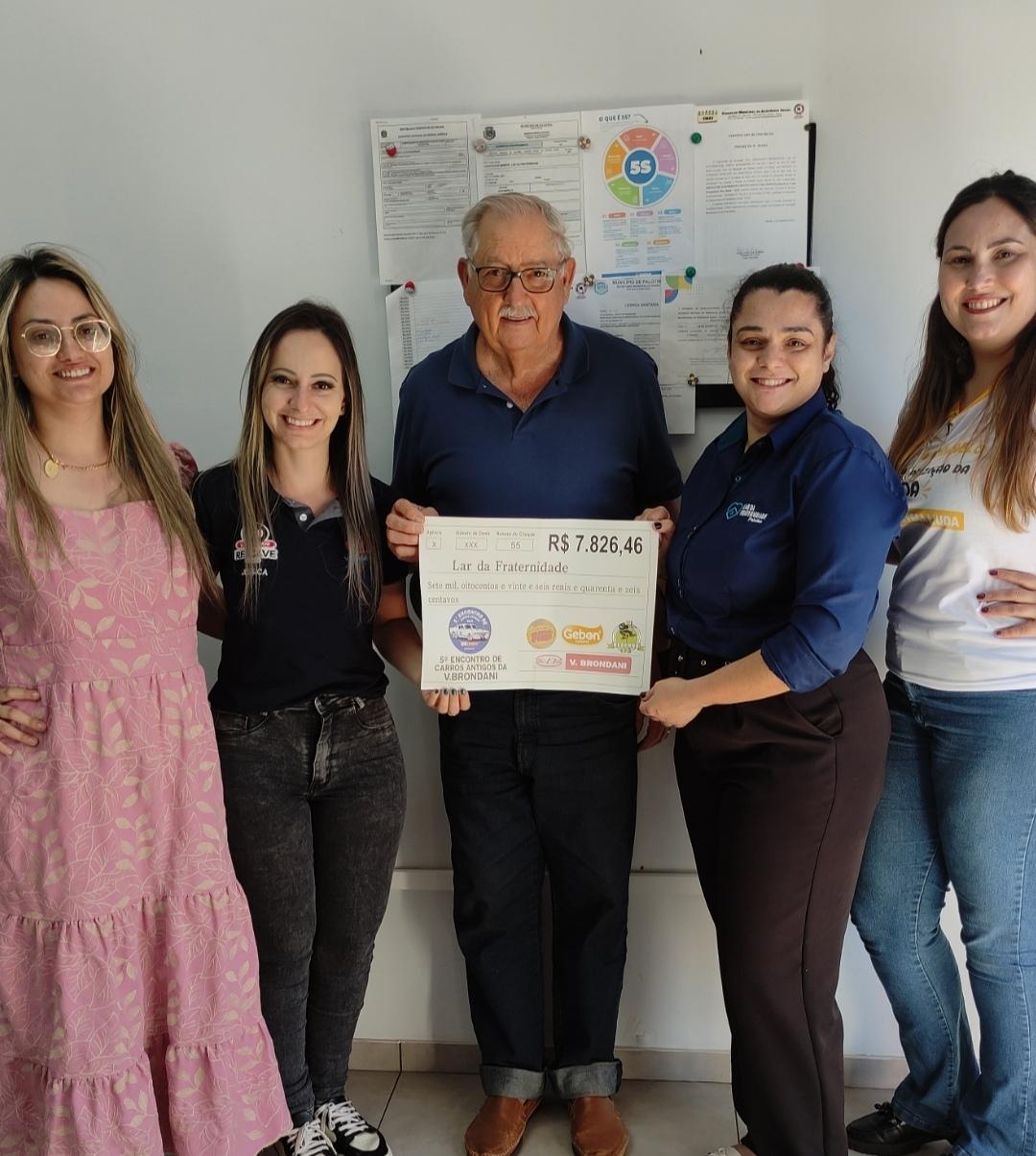 V.Brondani repassa renda de evento comemorativo ao Lar da Fraternidade