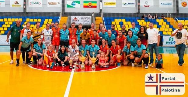 Palotina Futsal Feminino conquista título invicto e goleia na final em Matelândia