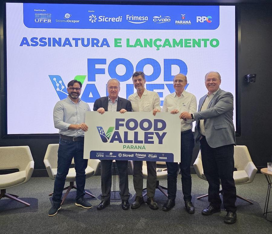 Sicredi sedia lançamento do Food Valley Paraná