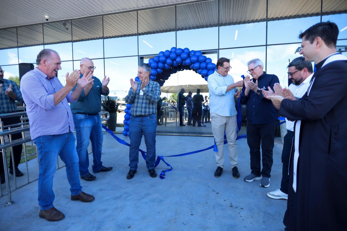 C.Vale inaugura loja agropecuária em Sinop