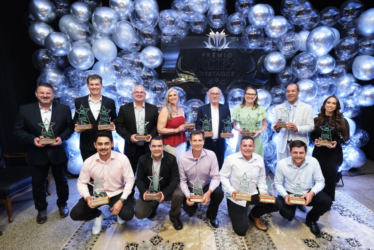 C.Vale no prêmio Acipa