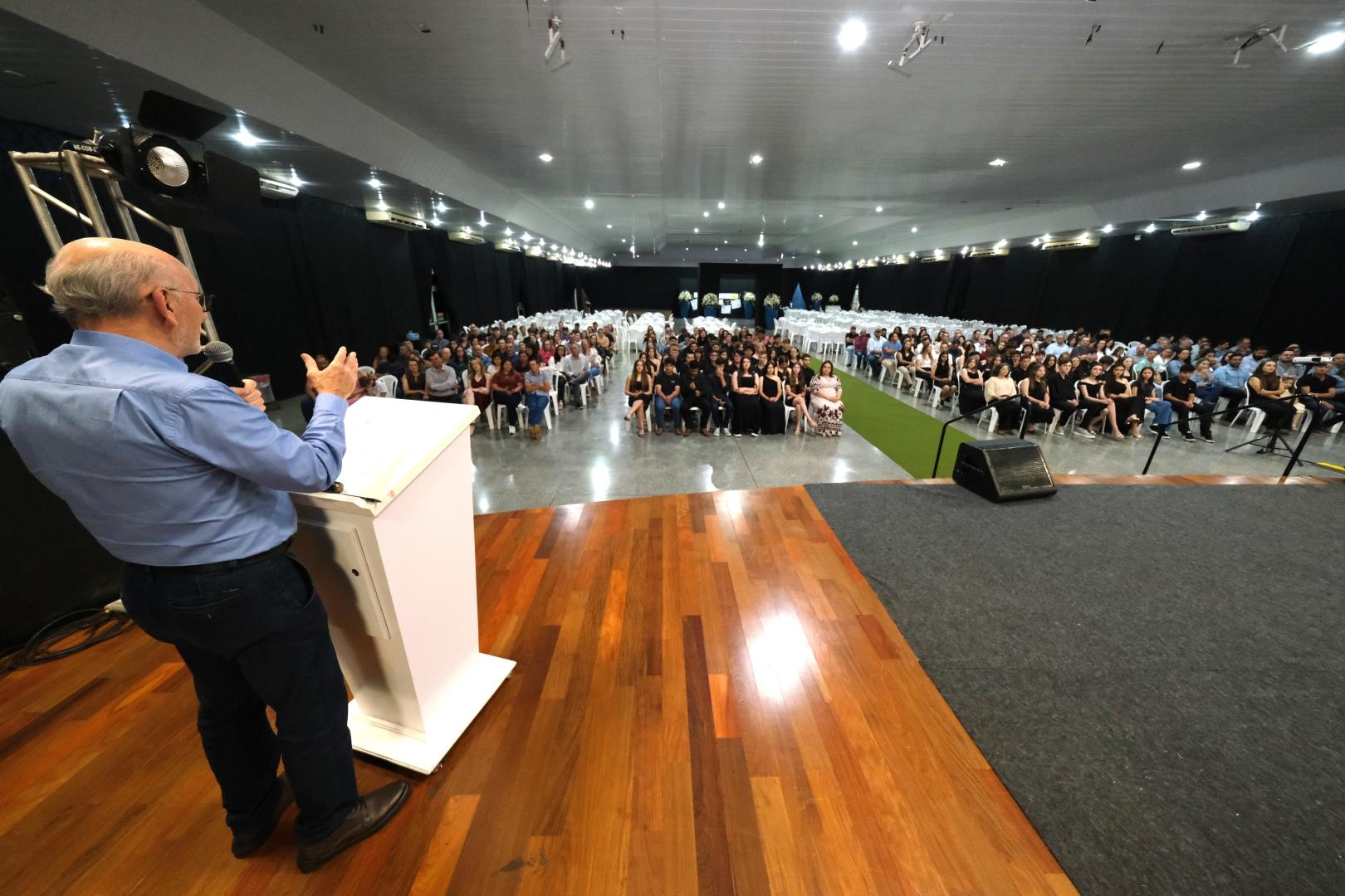 Filhos de associados concluem Cooperjúnior