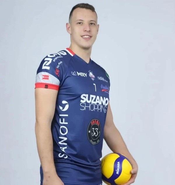 Vaquinha é criada para ajudar no tratamento de William Kerber, atleta de vôlei gravemente ferido em acidente na PR-317