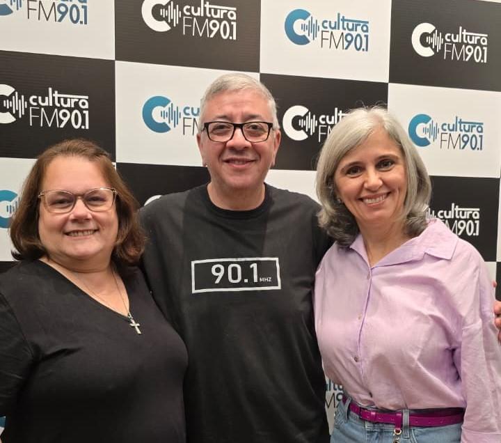 Entrevista com a secretária de educação e a diretora do departamento de educação