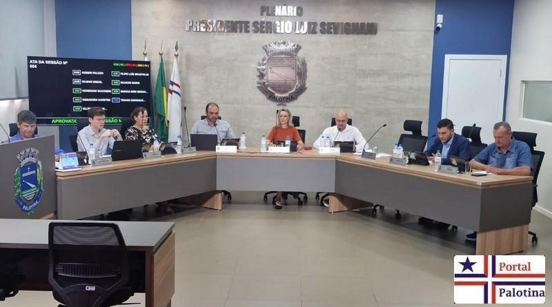 Câmara Municipal de Palotina realiza sessão ordinária com destaque ao protagonismo feminino