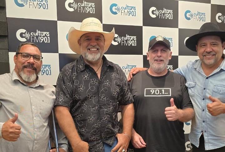 Visita da dupla Pedro e Paraná