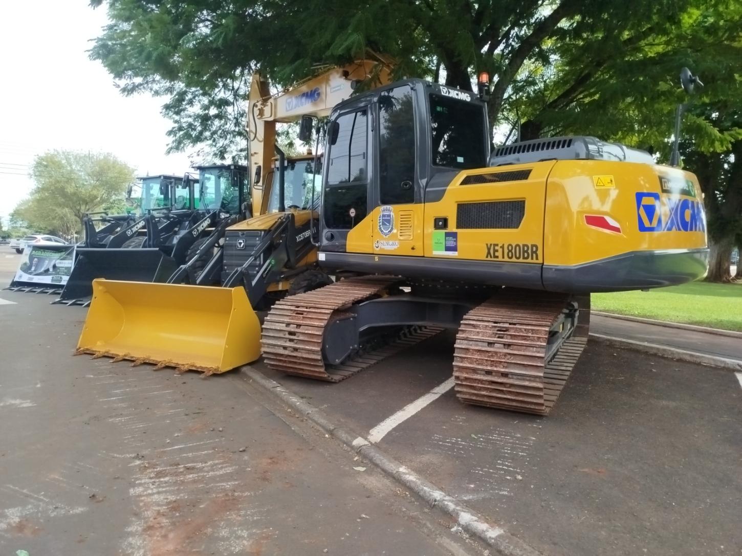 Prefeitura de Palotina recebe novas máquinas para reforçar serviços urbanos e rurais