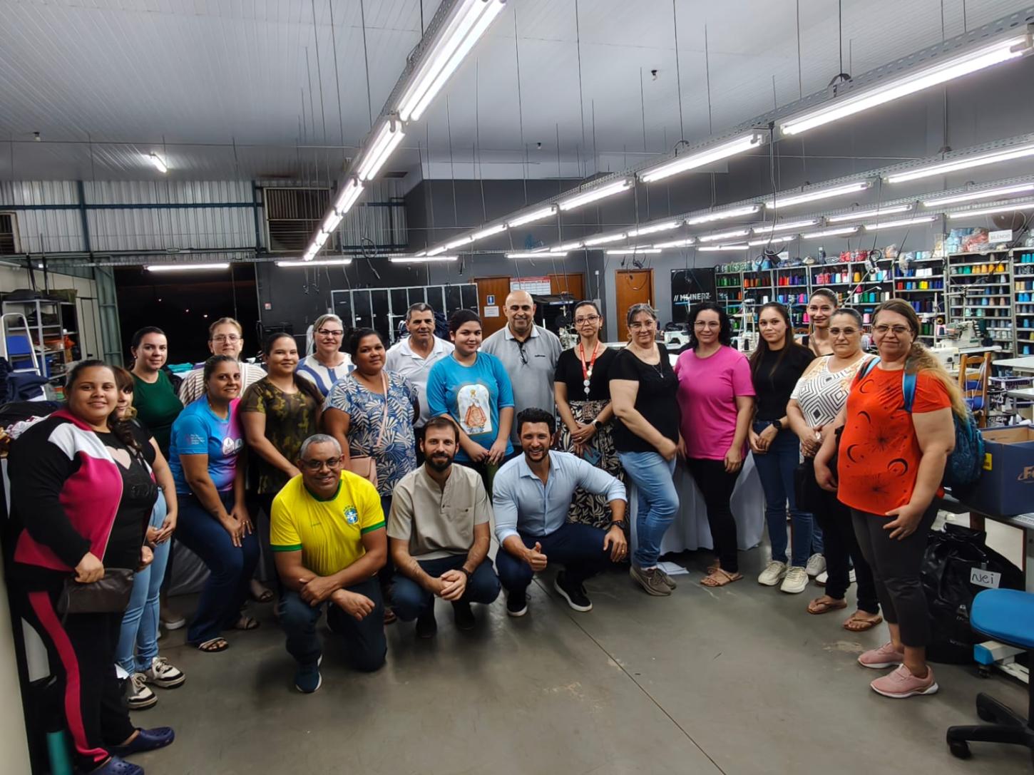 Faculdade do Trabalhador inicia curso de Costura Industrial em parceria com o Senai