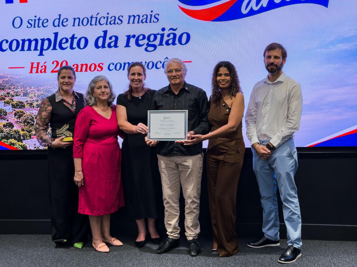Portal Palotina recebe Moção de Aplausos pelos 20 anos de atuação