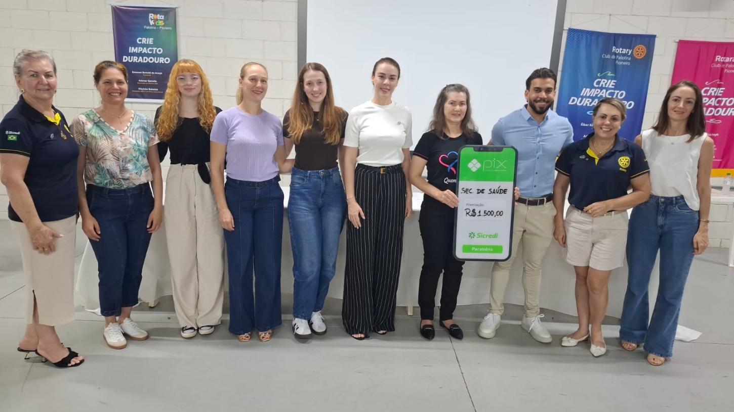 Rotary Club Palotina Pioneiro promove palestra e doa recursos para 500 kits de exame Papanicolau