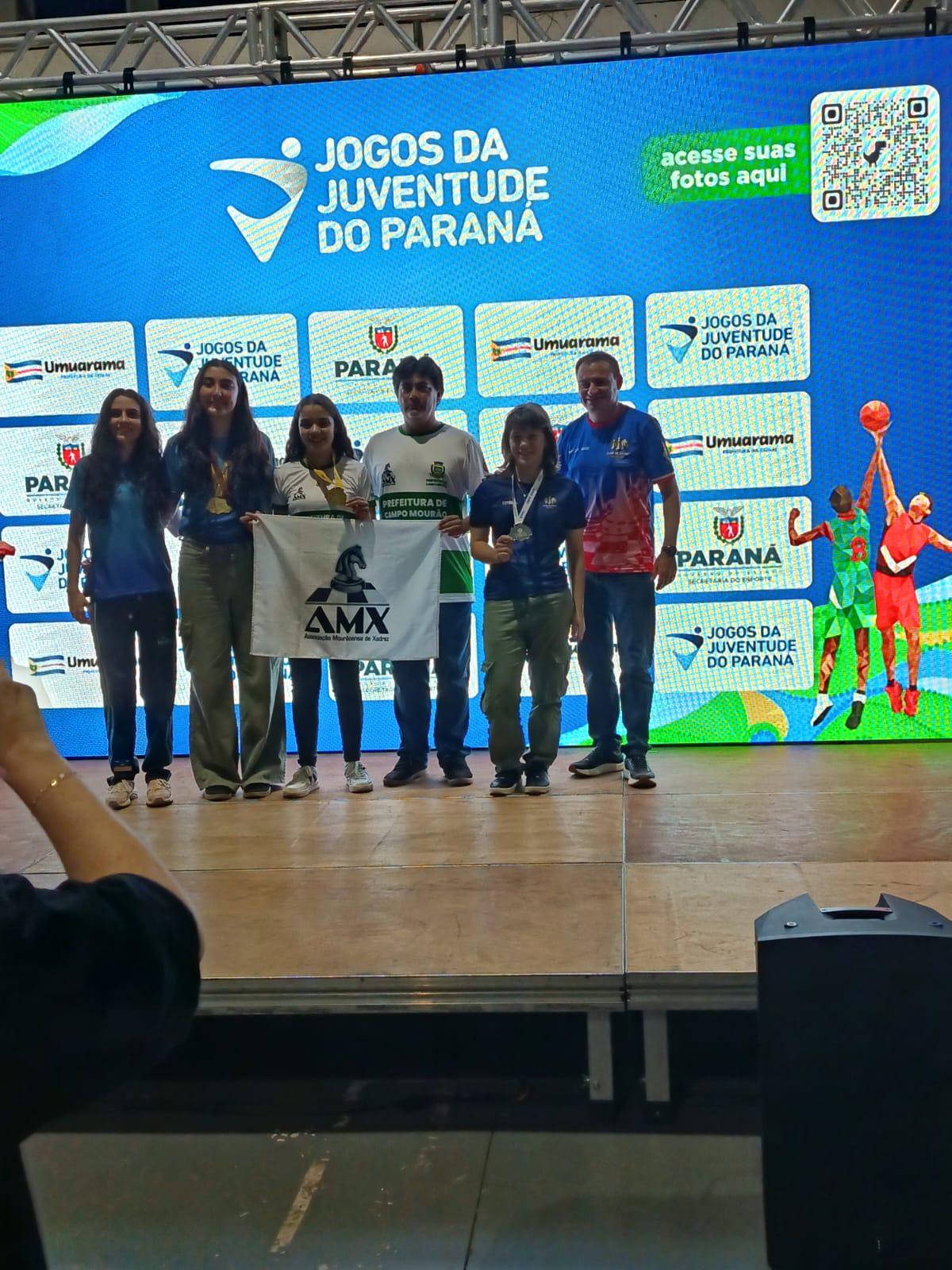 Vitória Albrecht conquista prata no xadrez dos Jogos da Juventude do Paraná